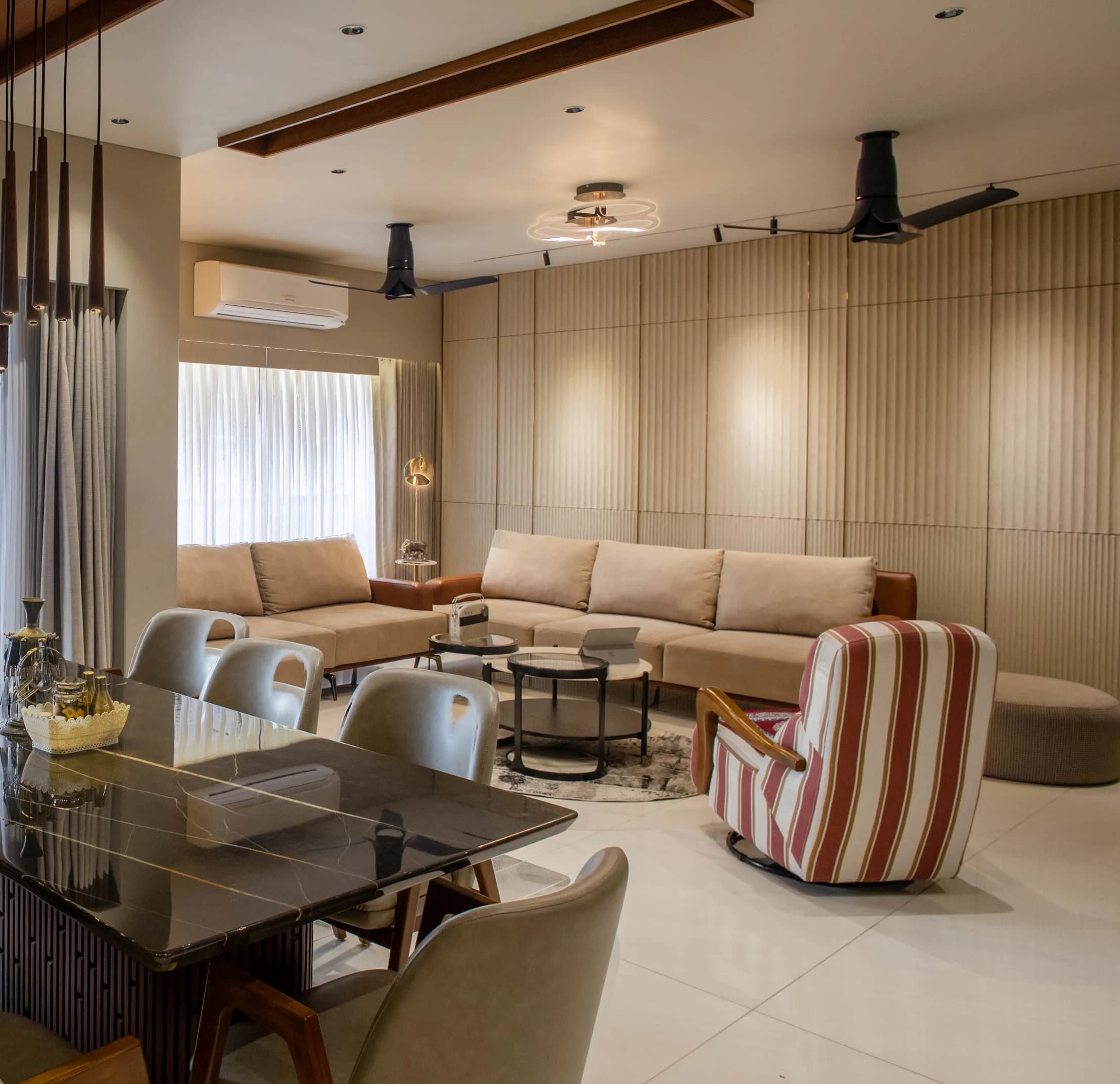 Architecture & Luxury Interiors